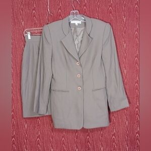 NICOLE ALEXANDER 2 Piece Womens Sz 4 Gray Collared Long Sleeve Button Skirt Set